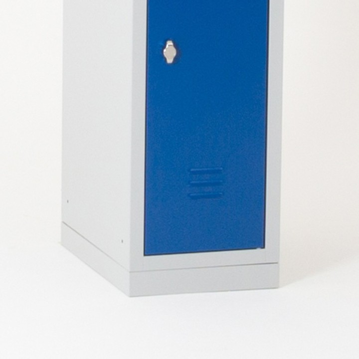 Cacifo individual de rodapé plano - Taquimetal