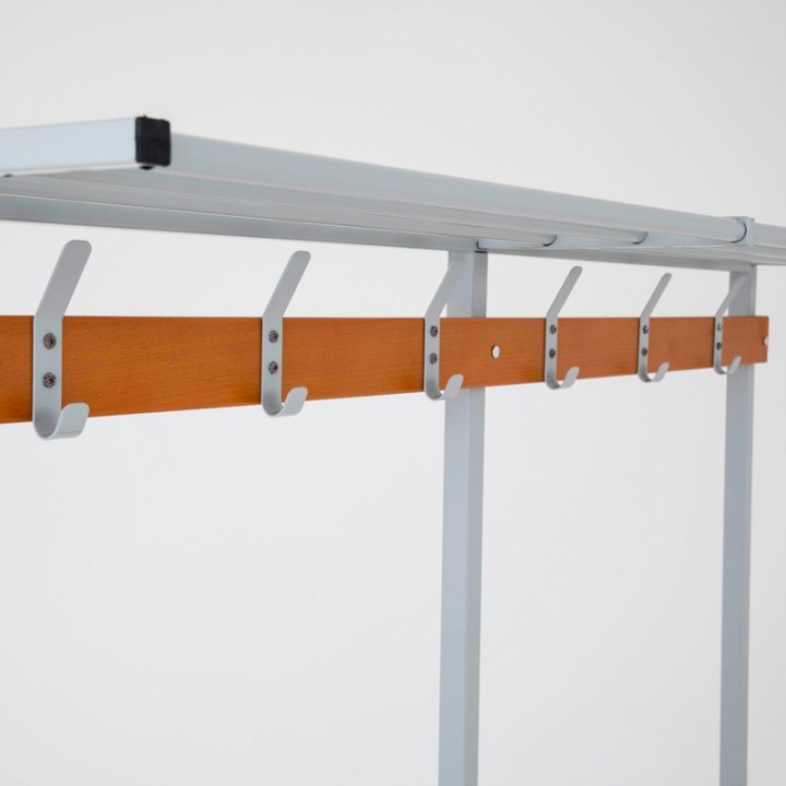 Banco simples com bengaleiros - Taquimetal