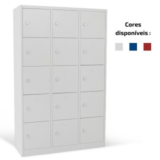 Visão de 3/4 do armário vestiário de aço 15 portas cinza fechado